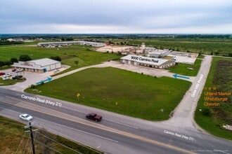 9000 Camino Real, Uhland, TX - AÉRIEN  Vue de la carte - Image1