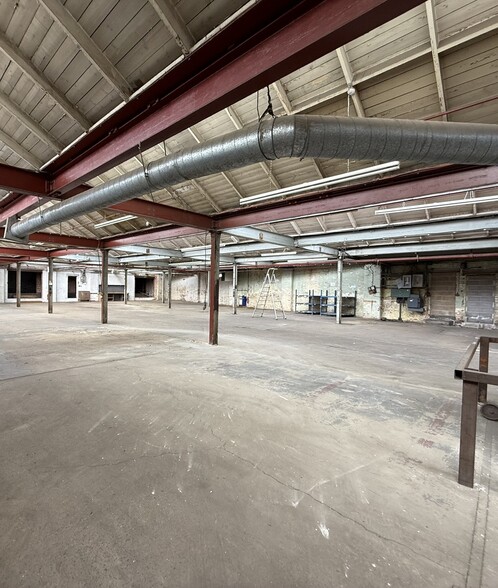 Arthur St, Barwell for lease - Interior Photo - Image 3 of 7