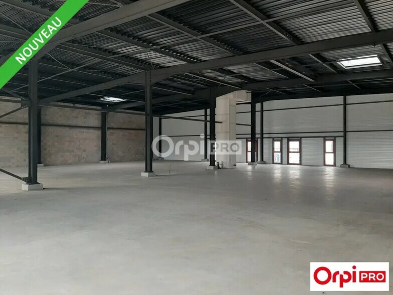Retail in Portes-lès-Valence for lease - Interior Photo - Image 2 of 3