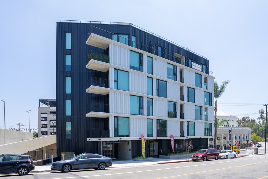 1915 Park Avenue, Los Angeles, CA for sale - Building Photo - Image 1 of 57