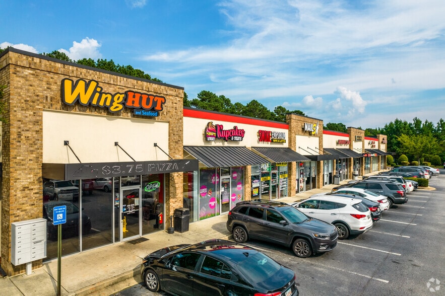 2040 Eastside Dr, Conyers, GA for sale - Primary Photo - Image 1 of 17