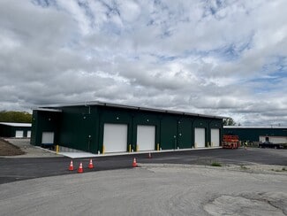 Plus de détails pour 21 Daniels Way, Cranston, RI - Industriel à vendre