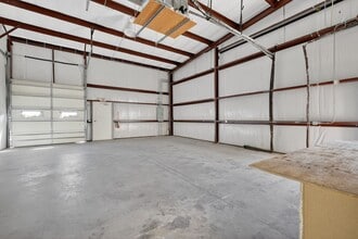 300 Richey Rd, Leesburg, FL for lease Interior Photo- Image 2 of 13
