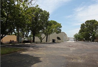 More details for 815 NW 57th Ct, Fort Lauderdale, FL - Industrial for Lease
