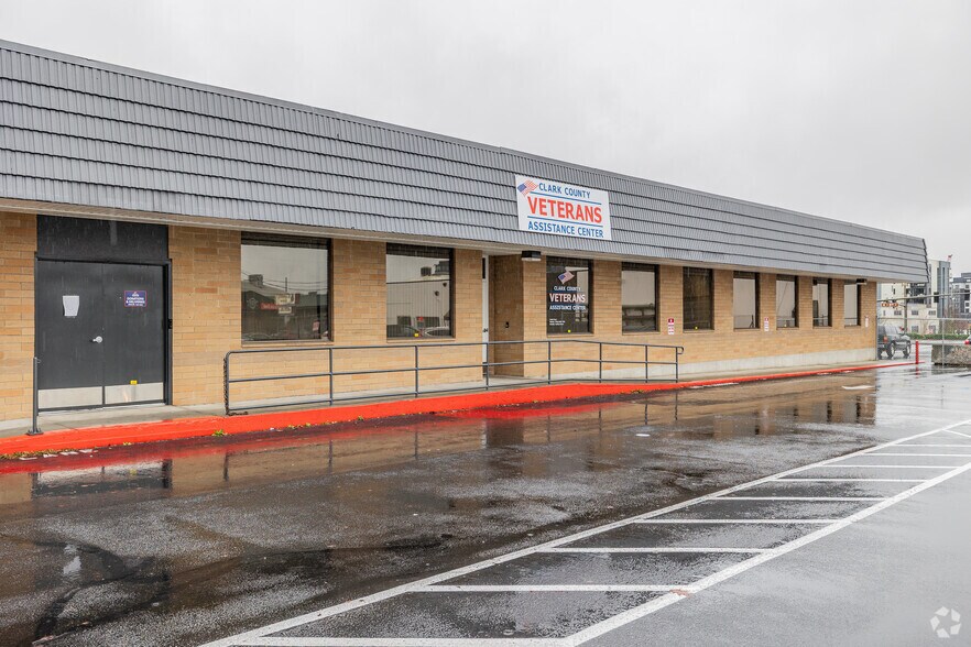 907 Harney St, Vancouver, WA à louer - Photo principale - Image 1 de 4