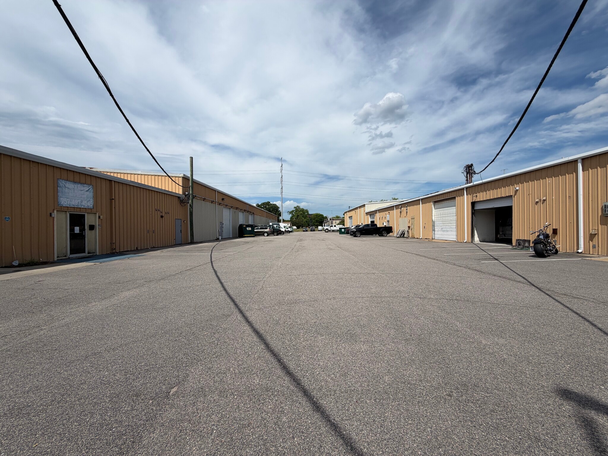 5768 Arrowhead Dr, Virginia Beach, VA for lease Primary Photo- Image 1 of 7