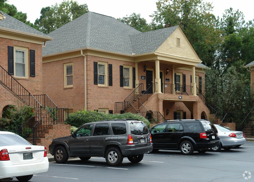 1851 Peeler Rd, Dunwoody, GA à vendre - Photo du bâtiment - Image 3 de 8