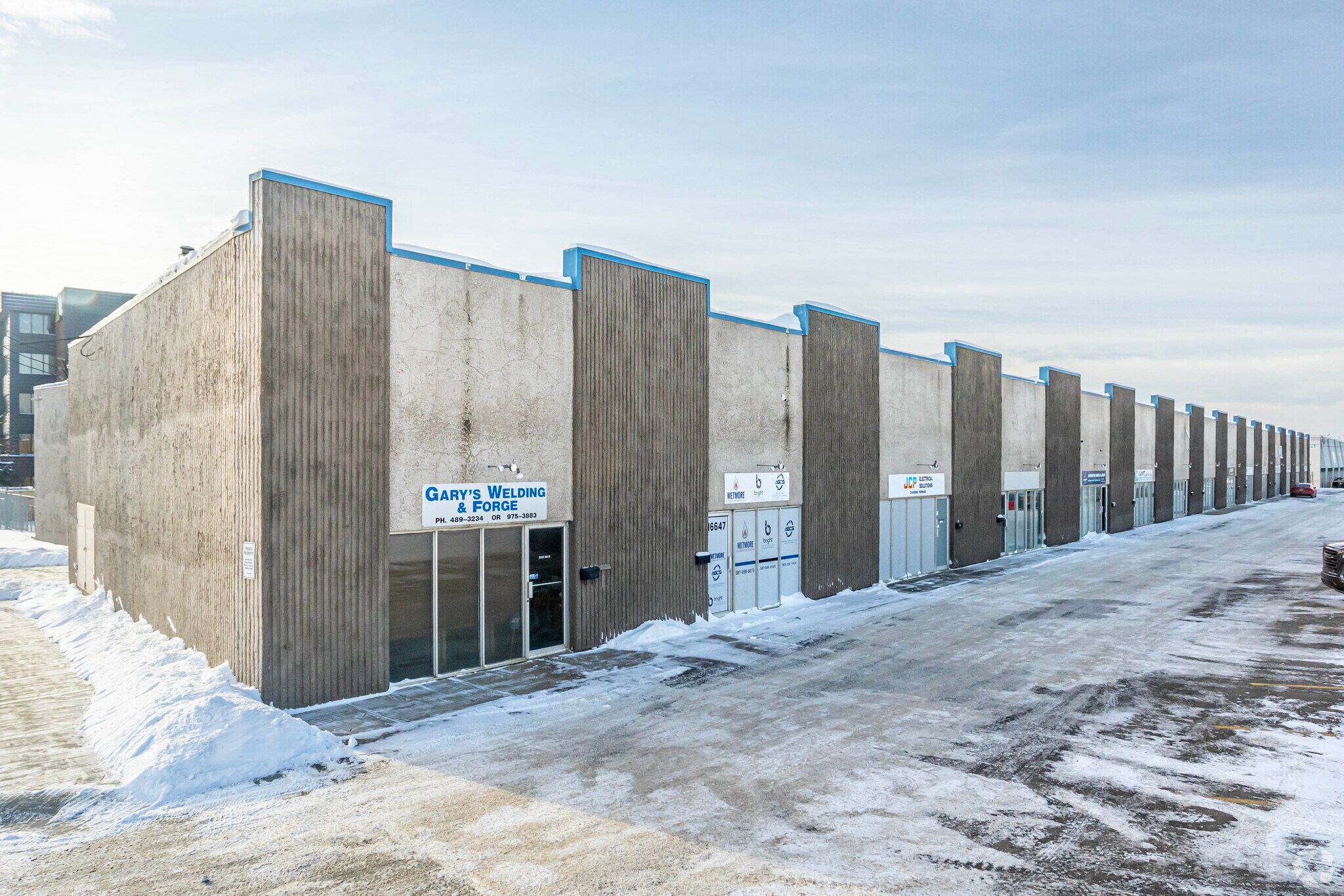 16669 113 Av NW, Edmonton, AB à vendre Photo principale- Image 1 de 1