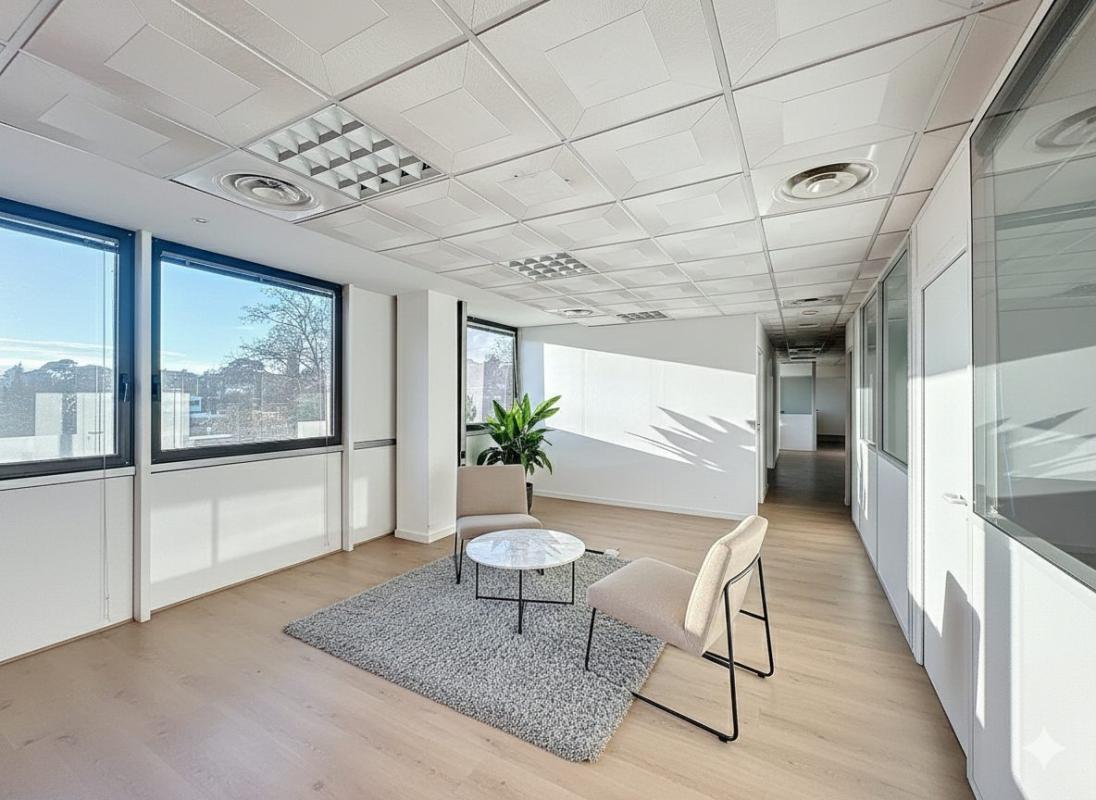 Office in Le Cannet for sale Interior Photo- Image 1 of 5
