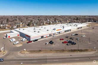 8943-8949 University Ave NE, Blaine, MN - AÉRIEN  Vue de la carte - Image1