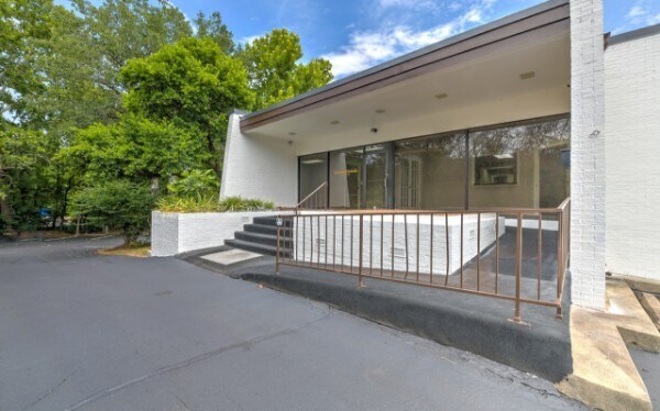 125 Enon Springs Rd E, Smyrna, TN à louer - Photo du bâtiment - Image 3 de 10