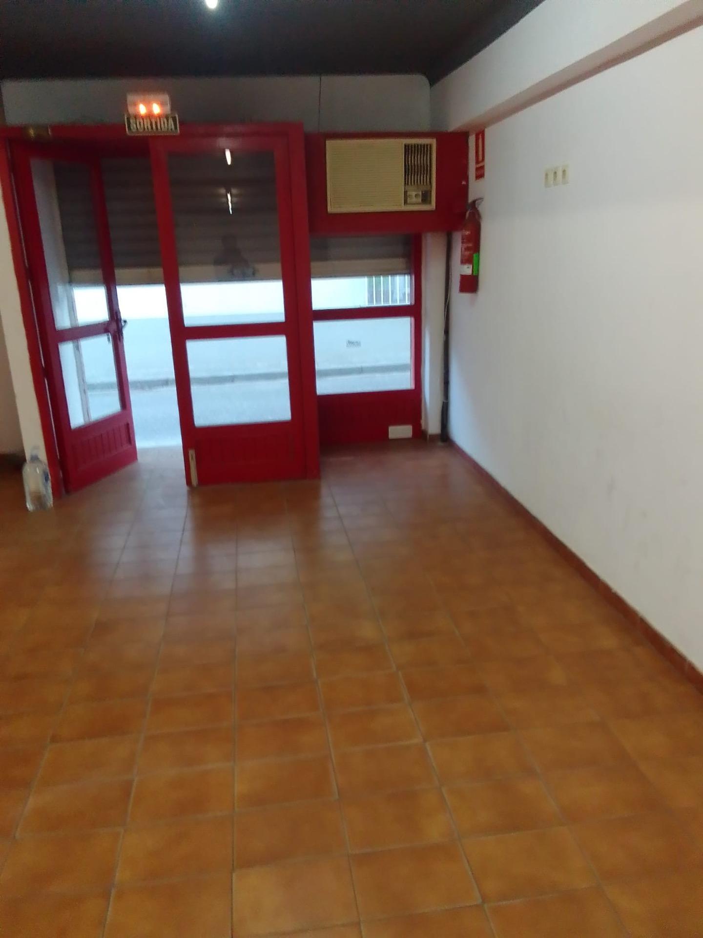 Retail in El Port de la Selva, Gerona for lease Interior Photo- Image 1 of 7