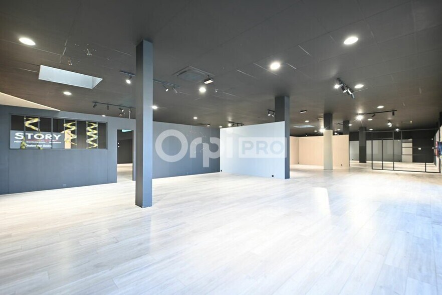 11 Rue Rene Cassin, Chalon-sur-Saône for sale - Building Photo - Image 3 of 11