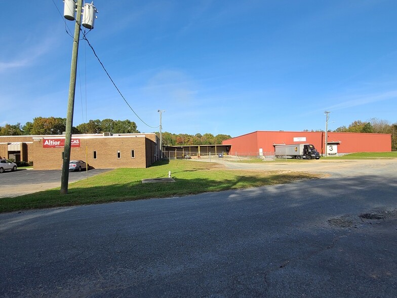 6027 Stitt St, Monroe, NC for lease - Building Photo - Image 2 of 15