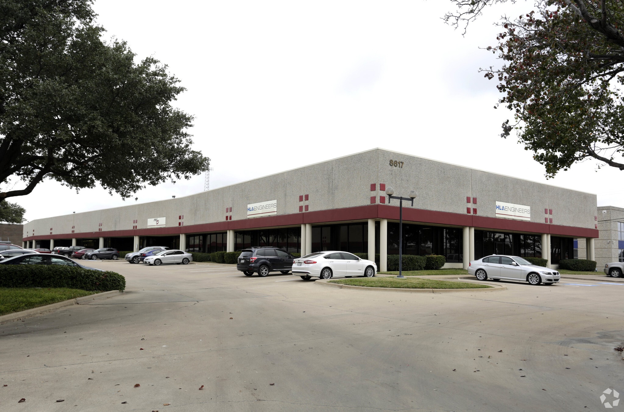 8617 Ambassador Row, Dallas, TX for lease Building Photo- Image 1 of 11