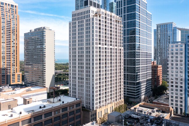Plus de détails pour 1240-1254 S Michigan Ave, Chicago, IL - Commerce de détail à louer