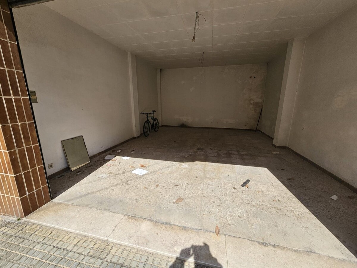 Malgrat de Mar, BAR 08380 - - - Interior Photo - Image 2 of 2
