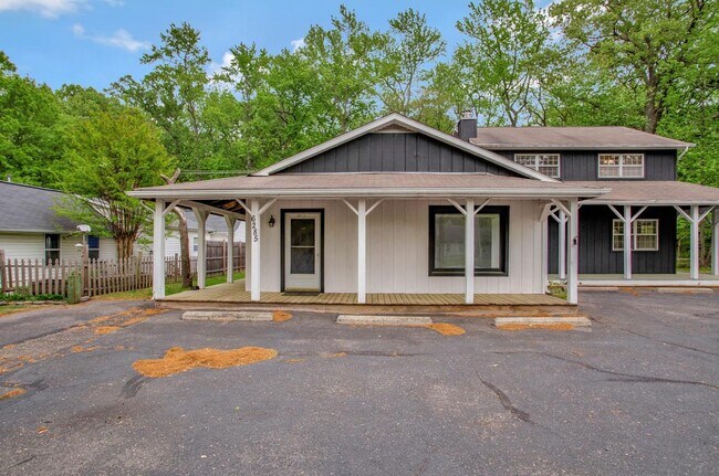 Plus de détails pour 6285 Shady Side Rd, Shady Side, MD - Commerce de détail à vendre