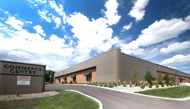 Plus de détails pour 7364-7392 Whipple Ave NW, North Canton, OH - Local d'activités à louer
