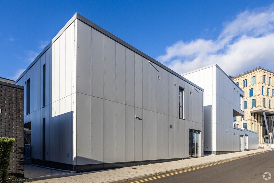 Snowdon Rd, Middlesbrough à louer - Photo du bâtiment - Image 2 de 2