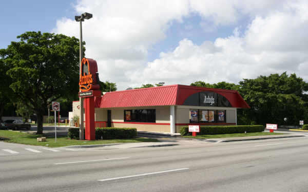 Plus de détails pour 1720 E Sunrise Blvd, Fort Lauderdale, FL - Commerce de détail à louer