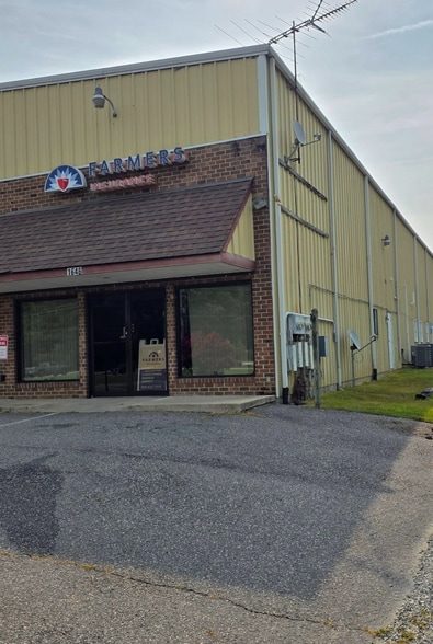 1644 Tappahannock Blvd, Tappahannock, VA for lease - Building Photo - Image 3 of 7