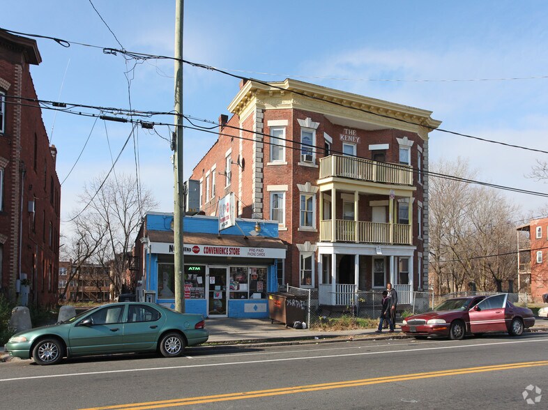 89-93 Barbour St, Hartford, CT à vendre - Photo du bâtiment - Image 3 de 4