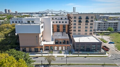 609 Jackson Ave, New Orleans, LA à louer Photo intérieure- Image 2 de 16