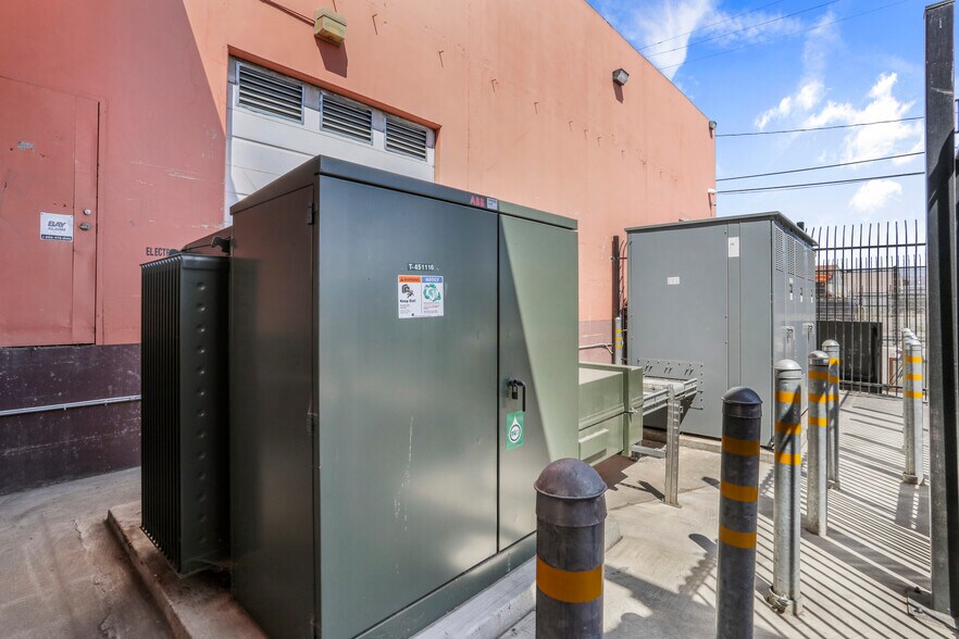 916 98th Ave, Oakland, CA à louer - Photo du bâtiment - Image 2 de 10