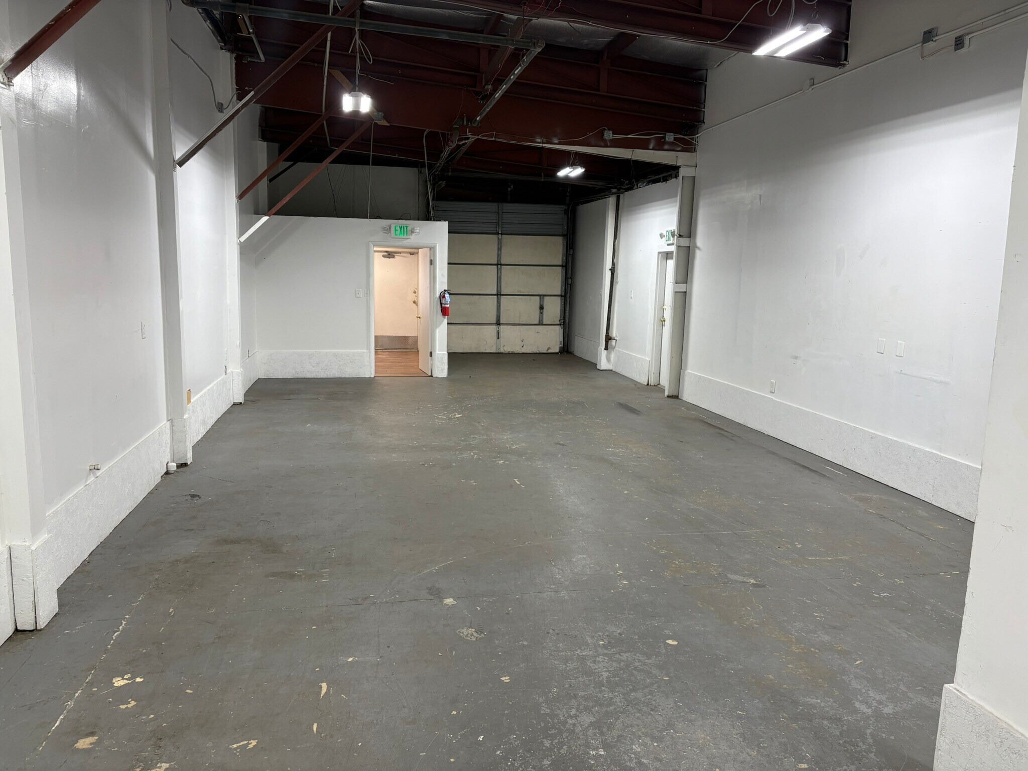 355 W Main St, Norristown, PA à louer Photo intérieure- Image 1 de 10