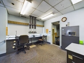 101 E Elm St, Union City, OH for sale Interior Photo- Image 2 of 38