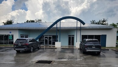 18316 Murdock Cir, Port Charlotte, FL for lease Building Photo- Image 1 of 7