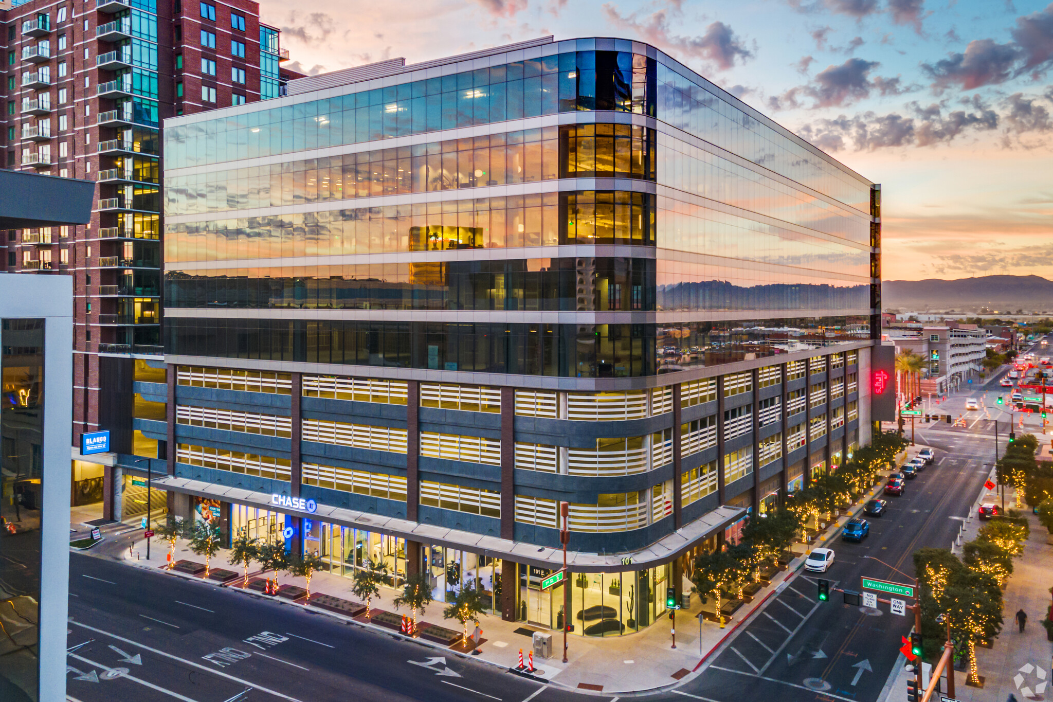 101 E Washington St, Phoenix, AZ for lease Building Photo- Image 1 of 23