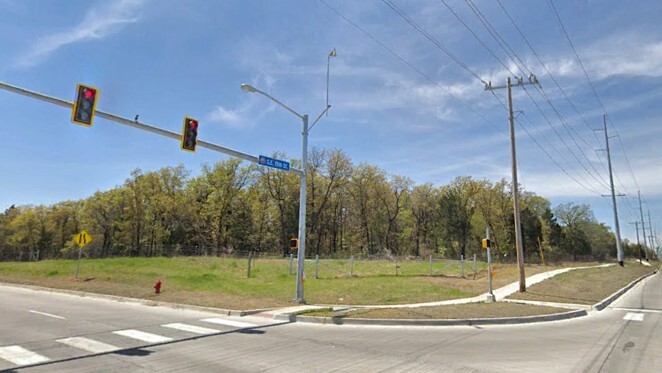 SE 15th Street & Westminster, Midwest City, OK for sale Primary Photo- Image 1 of 2