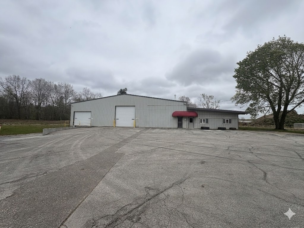 950 E Melendy St, Ludington, MI for lease Building Photo- Image 1 of 36