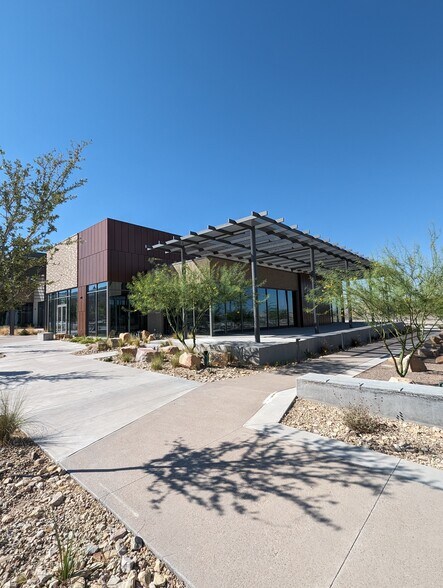 350 Vin Rambla, El Paso, TX à louer - Photo du bâtiment - Image 2 de 6