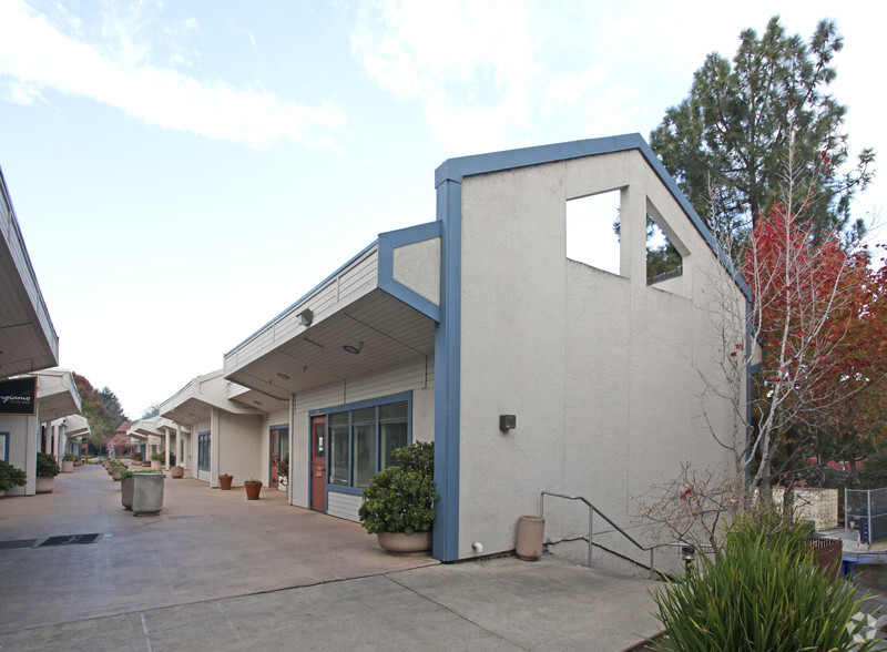 783 Rio Del Mar Blvd, Aptos, CA for lease - Building Photo - Image 2 of 3