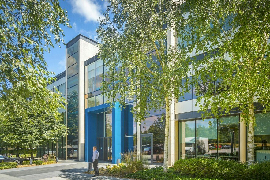 200 Longwater Ave, Reading à louer - Photo du bâtiment - Image 2 de 7