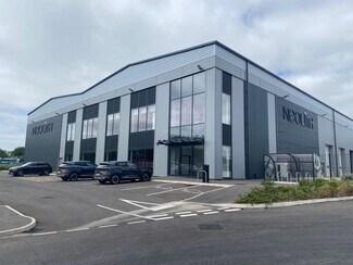 Plus de détails pour Pheasant Dr, Batley - Industriel à louer