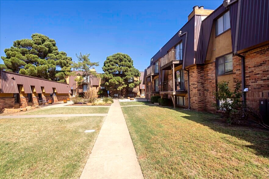 5202 Bangor Ave, Lubbock, TX à vendre - Photo du bâtiment - Image 2 de 43