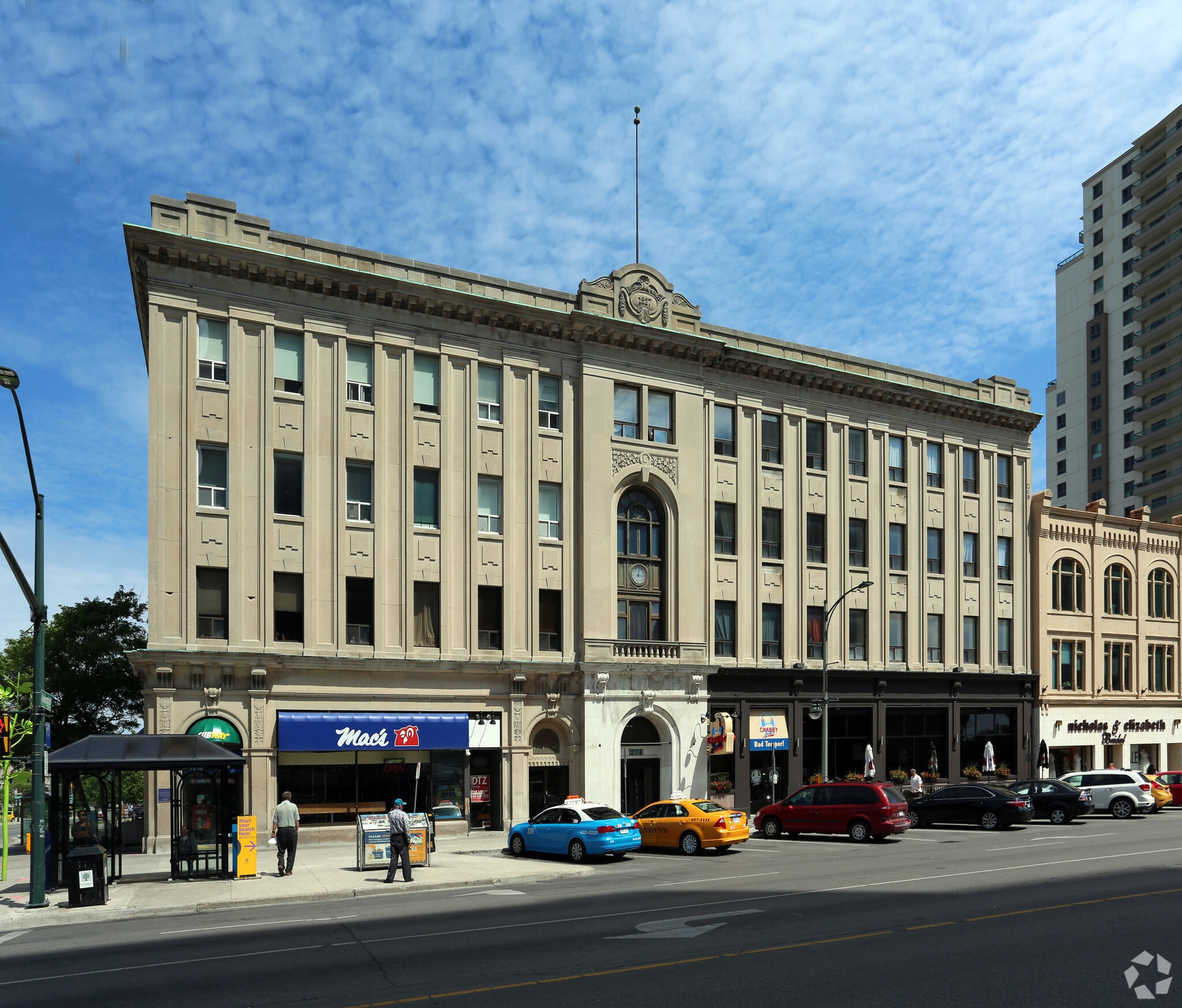 272-276 Dundas St, London, ON à vendre Photo principale- Image 1 de 1