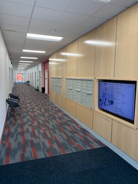 541-591 Willamette St, Eugene, OR à louer - Photo intérieure - Image 2 de 7