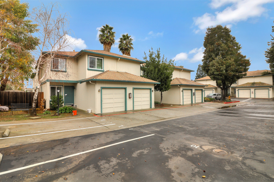 8101 Kelton Dr, Gilroy, CA for sale - Primary Photo - Image 1 of 1