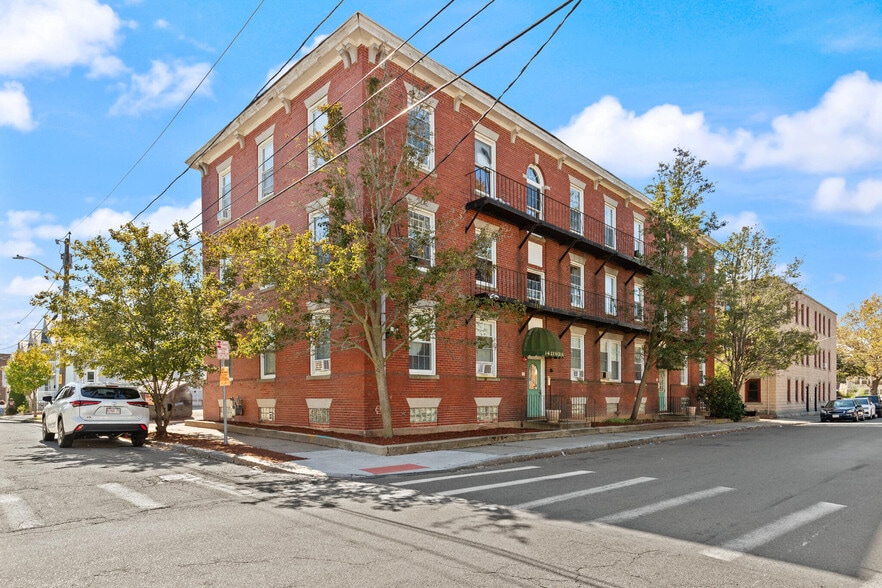 10-14 Lynch St, Salem, MA à vendre - Photo du bâtiment - Image 3 de 7