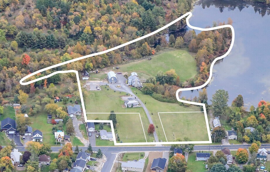 105 County Rd 40, Norwood, ON à vendre - Photo du bâtiment - Image 2 de 4