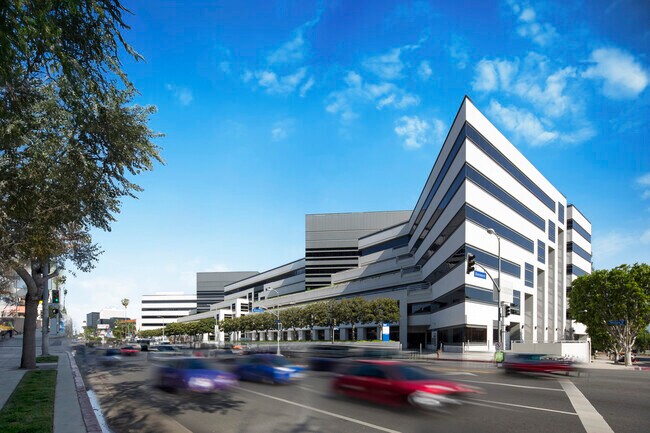 Plus de détails pour 15821 Ventura Blvd, Encino, CA - Bureau à louer