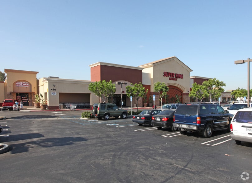 865 S Indian Hill Blvd, Claremont, CA for lease - Building Photo - Image 1 of 10