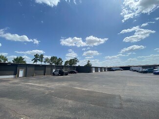 Plus de détails pour 16261 Hollister St, Houston, TX - Industriel à louer