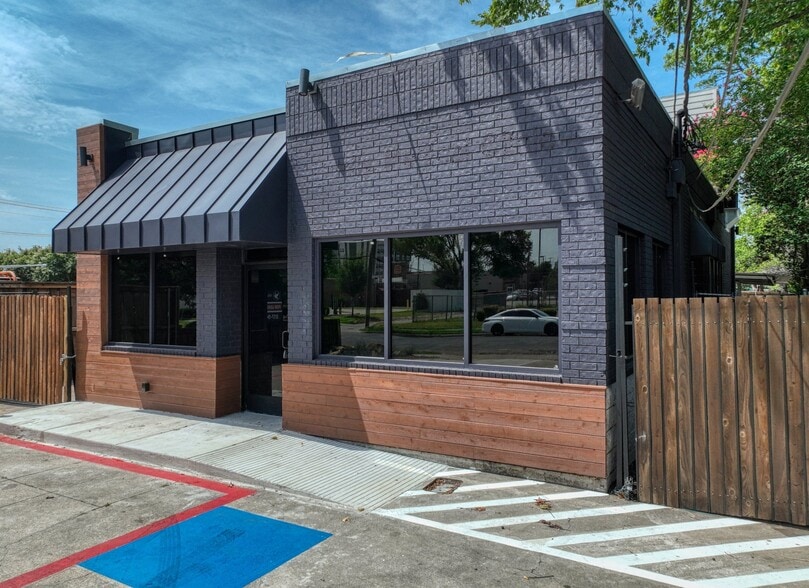 1717 N Garrett Ave, Dallas, TX for sale - Building Photo - Image 3 of 59