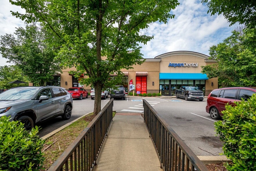 2711 Medical Center Pky, Murfreesboro, TN à vendre - Photo du bâtiment - Image 3 de 22